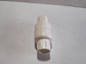 Cheque pvc 1/2" horizontal y vertical
