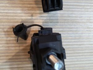 Conector antifraude mediano