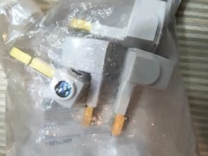 Conector para peine 100A riel din