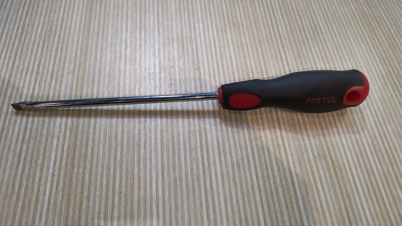 Destornillador pala 1/4*6" cacha negra/roja